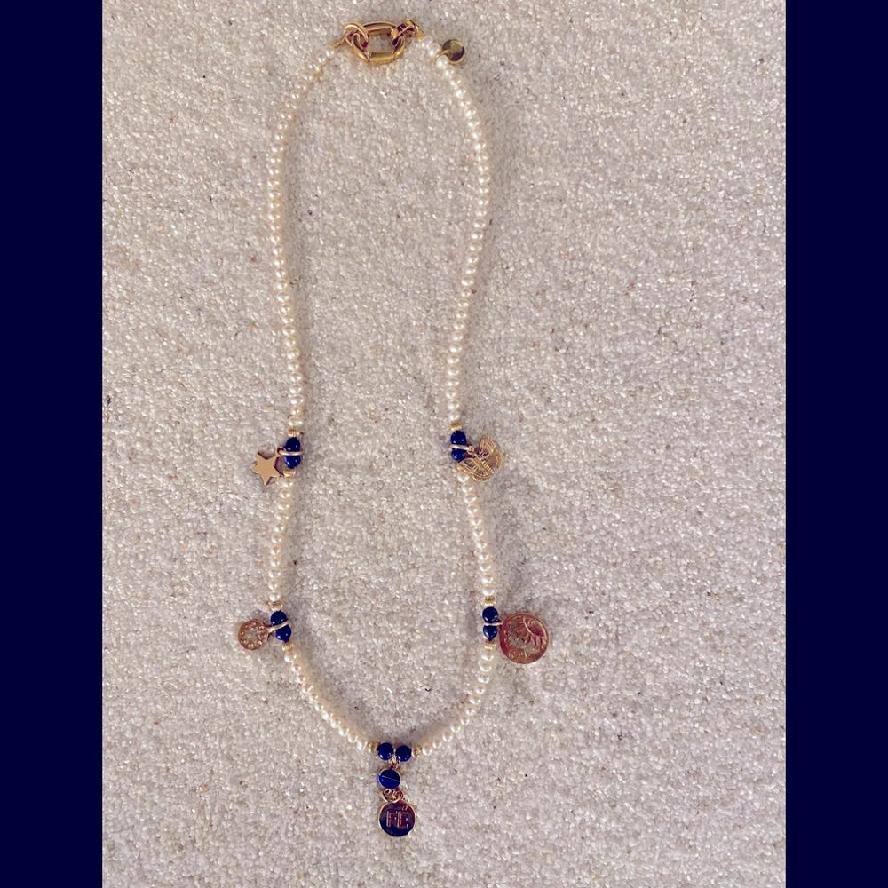 Choker necklace